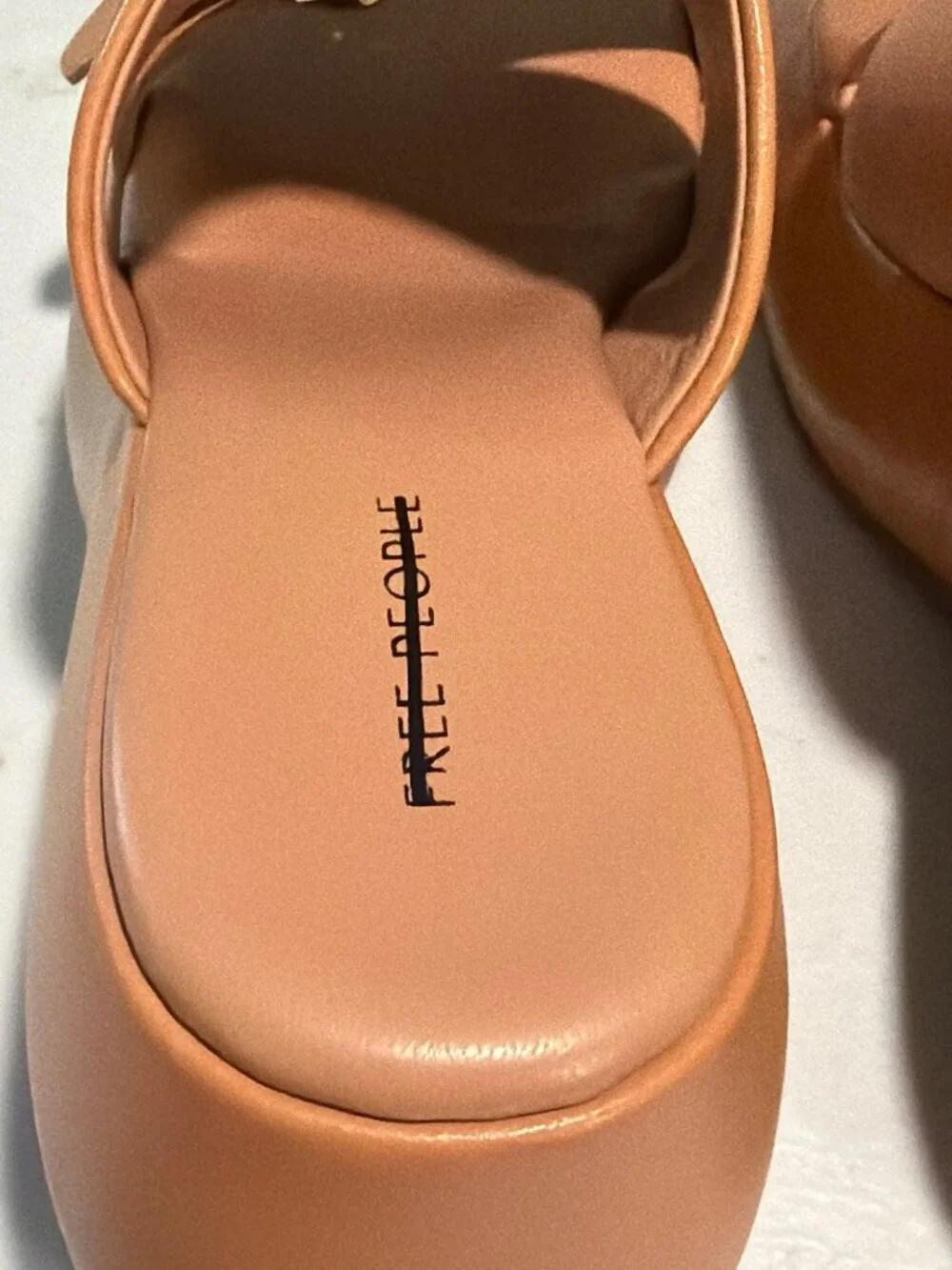 Free People Mila Tan Leather Platform Mules Size 8 New